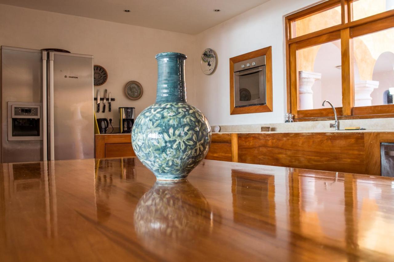 Villa Yrondi ボラボラ エクステリア 写真